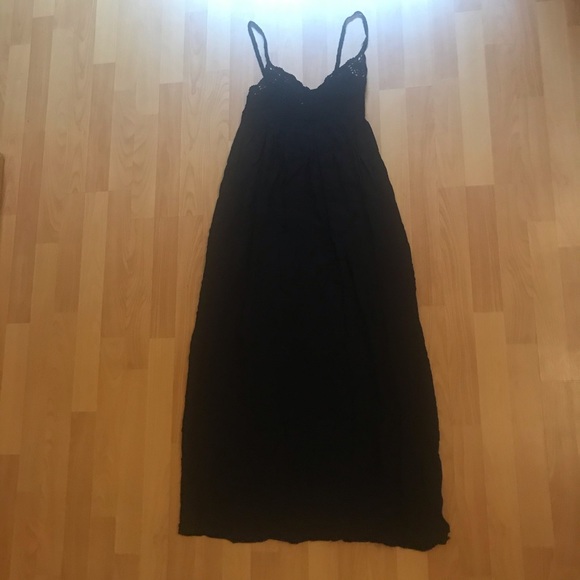 Tobi Black Crochet Stretchy Casual Maxi Dress - Picture 2 of 6